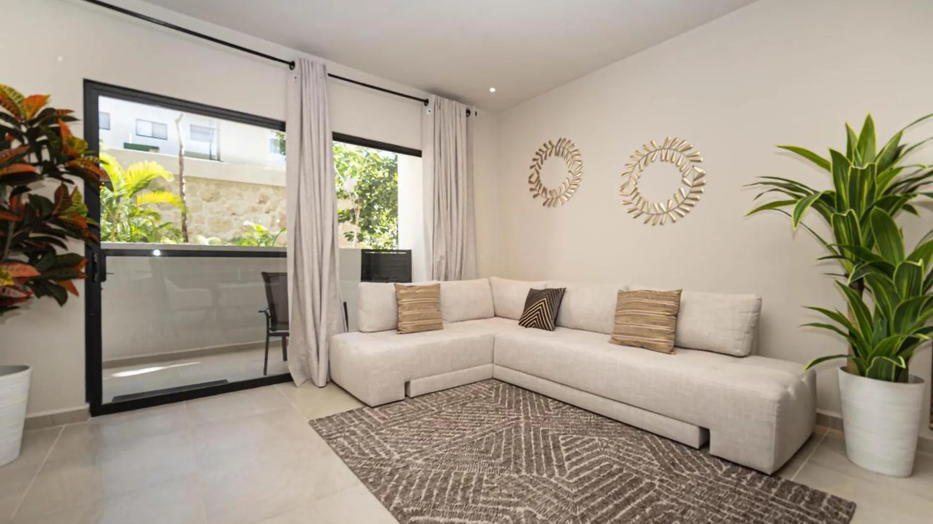Perla House - 3 Bedrooms Playa del Carmen Mexico